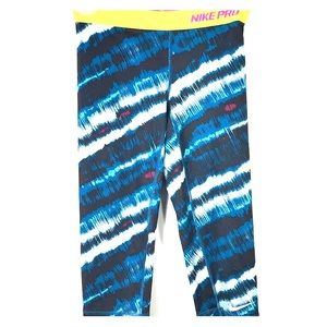 Nike Pro Dri For Capri Workout Legging